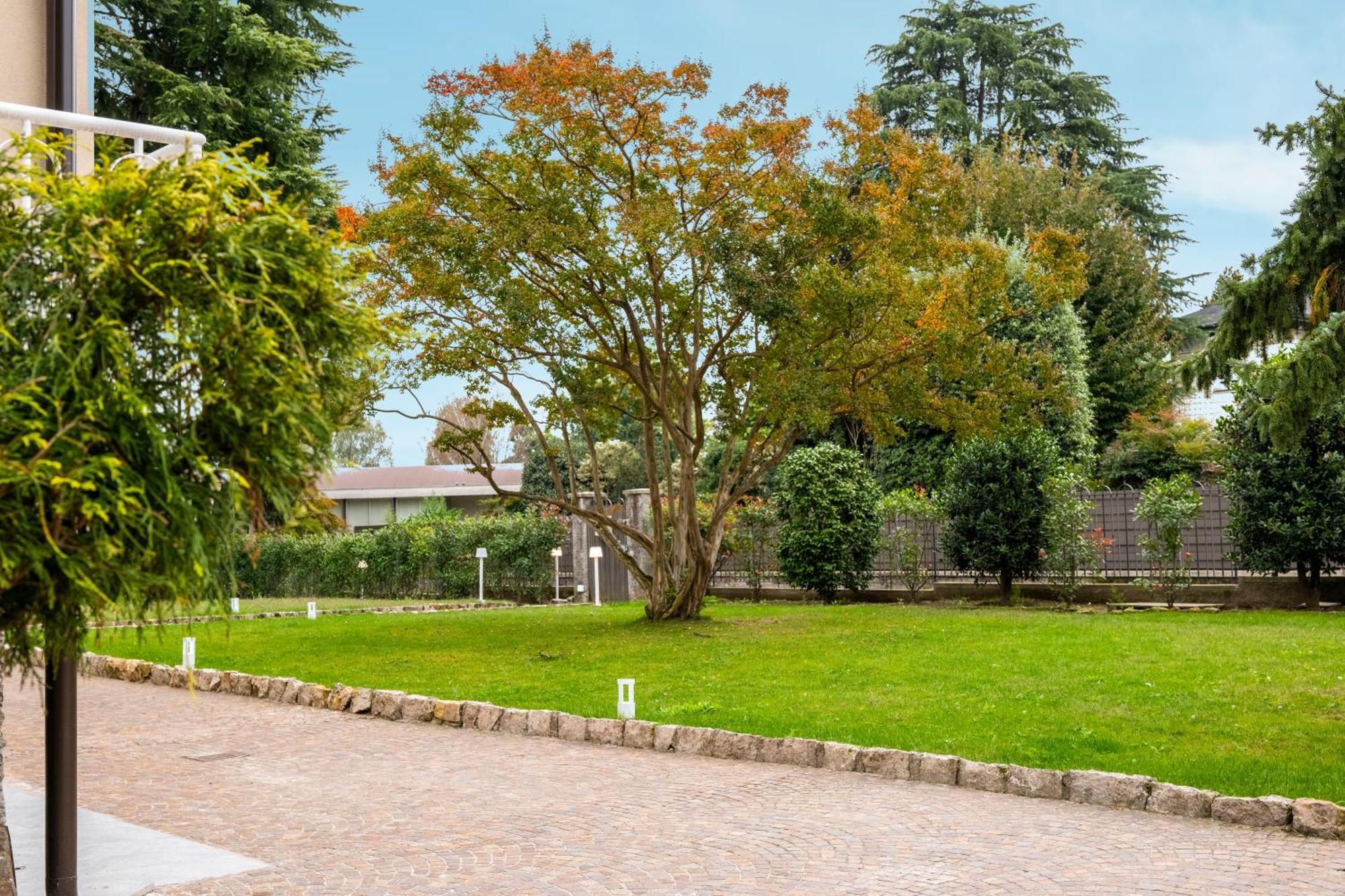 Villa Marchese Lake Maggiore Somma Lombardo Eksteriør billede