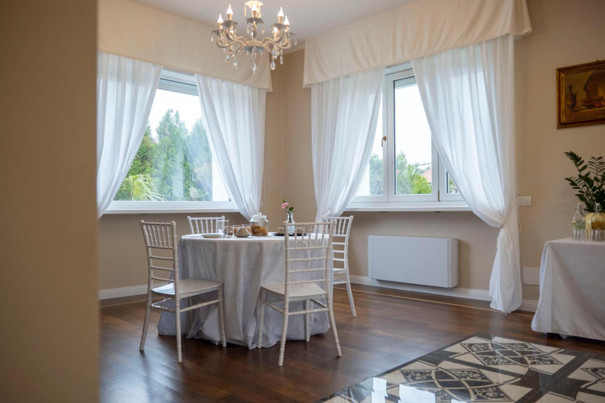 Villa Marchese Lake Maggiore Somma Lombardo Eksteriør billede